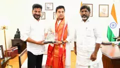 కేంద్రమంత్రి సింధియాతో రేవంత్, భ‌ట్టి భేటీ