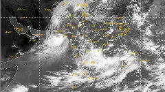 బందరుకు 100కిలోమీటర్ల దూరంలో మొంథా తుపాను