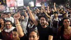 ట్రైనీ డాక్టర్ తల్లిదండ్రుల వ్యాఖ్యలపై టీఎంసీ మంత్రి కౌంటర్..