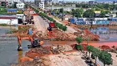 ఏ పంటా మిగల్లేదు.. రైతు కంట కన్నీరు ఆగడం లేదు..