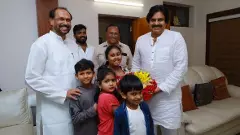 ఈ ఎమ్మెల్యేల స్టైలే వేరు!