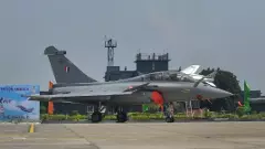 రాఫెల్ మెరైన్ ధర తగ్గించిన డస్సాల్ట్ ఏవియేషన్..