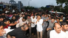 వైఎస్సార్సీపీ నుంచి తాత్కాలికంగా నైనా వలసలు ఆగిపోతాయా?