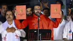 హిందూ మత సిద్దాంతంతో ముందుకెళతాడా!