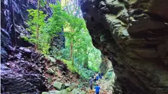 తిరుపతి శేషాచలం కొండల్లో ఒక రాత్రి,రెండు పగళ్ళు, నాలుగు తీర్థాలు