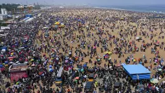 వైమానిక ప్రదర్శనలతో మెరీనా బీచ్ మురిసిన, అలసటతో ఐదుగురు..