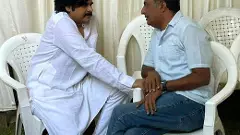 పవన్‌ కళ్యాణ్‌ ఈజ్‌ ఏ ఫుట్‌బాల్‌ ఇన్‌ పాలిటిక్స్‌: ప్రకాష్‌రాజ్‌