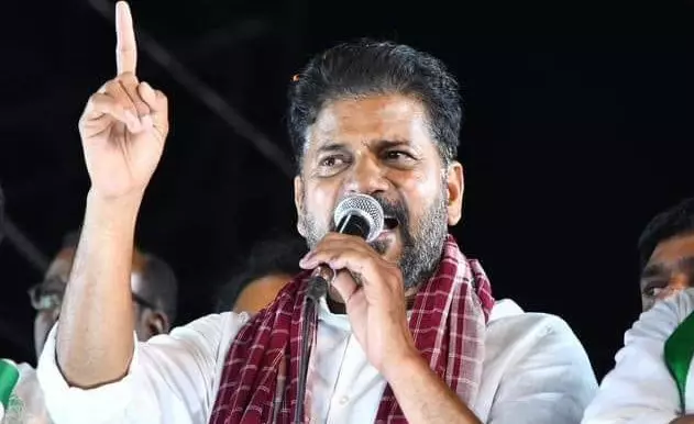 సీఎం రేవంత్‌రెడ్డికి తలనొప్పిగా మారిన కోర్టు కేసులు