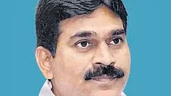 ‘సాక్షి’ ఎడిటర్‌ మురళిపై కేసు