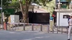 కేజ్రీవాల్‌పై ‘హైటెక్ టాయిలెట్ మిస్సింగ్’ ఆరోపణలు