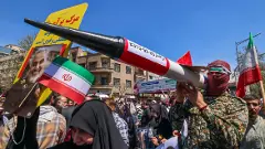 ఇరాన్ పై ఇజ్రాయిల్ భీకర వైమానిక దాడి: యుద్ధం మొదలైనట్టేనా?