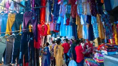 బంగ్లాదేశ్ ఉద్యమాలు బెంగాల్ వాణిజ్యంపై ఎలా ప్రభావం చూపాయి?