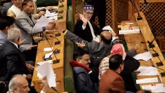 జమ్మూకాశ్మీర్ కు ప్రత్యేక హోదా రావాల్సిందే: అసెంబ్లీ తీర్మానం