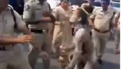 పోలీసులను కొట్టిన అఘోరీ