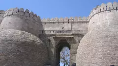 అంత బలమైన కోట గోడలూ, కొత్త నగరాలూ ఎలా పుట్టుకొచ్చాయి?