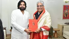 ఎర్ర చందనం స్మగ్లింగ్‌ను కేంద్ర మంత్రి దృష్టికి తీసుకెళ్లిన పవన్‌