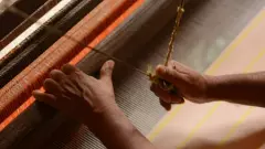 చేనేతకు మళ్లీ అన్యాయం జరుగుతోంది, బాబూ!