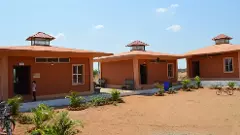 అక్కడ పల్లెల్లో కరువు ఉన్నా అక్షరాలు పండించారు...