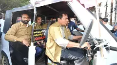 KTR | అసెంబ్లీకి ఆటో రాముడు.. (వీడియో)