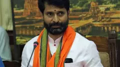 మహిళా మంత్రిని కించపరిచిన కేసులో ఎమ్మెల్సీ రవి అరెస్ట్