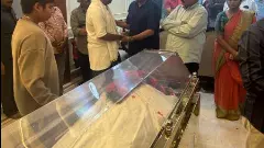 ఎమ్మెల్సీ రామచంద్రయ్య ఇంట్లో విషాదం..ఓదార్చిన చిరంజీవి