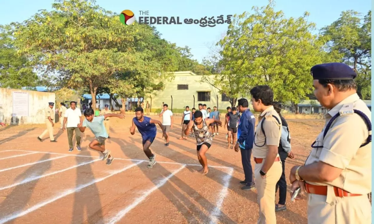 POLICE SELECTION | కష్టాలు తీరే గమ్యం దిశగా పరుగు..