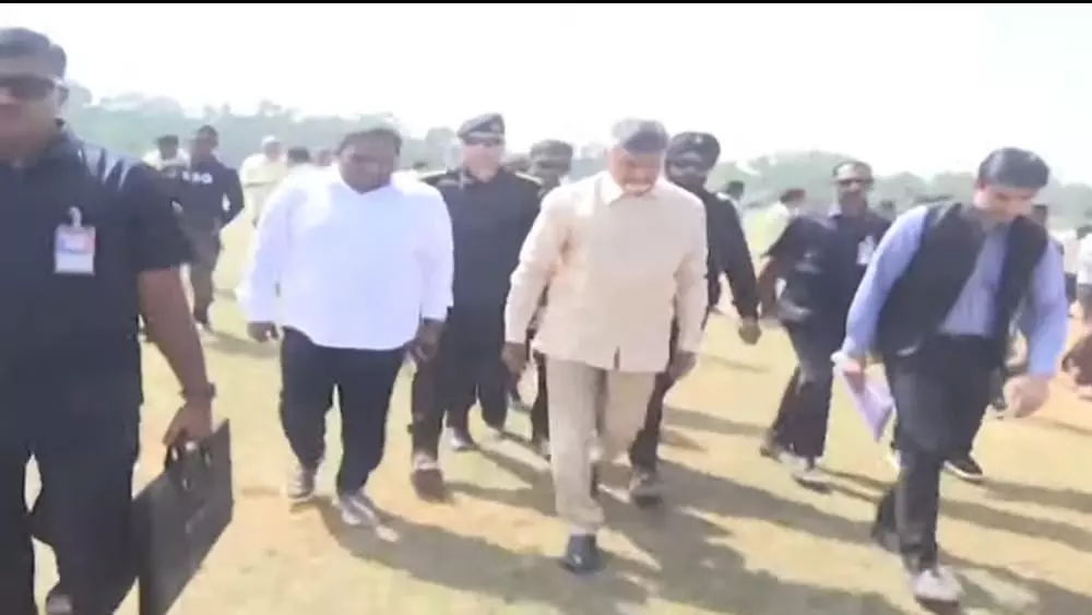 Kuppam- Cm Chandrababu | టీడీపీ నేత కాళ్లు మొక్కిన సీఎం