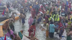 మహాకుంభ మేళ: తొలి రోజే  స్నానమాచరించిన 40 లక్షల మంది భక్తులు