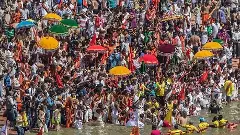 Maha Kumbh Mela | కుంభమేళాకు క్యూ కడుతున్న తెలుగు ప్రజలు