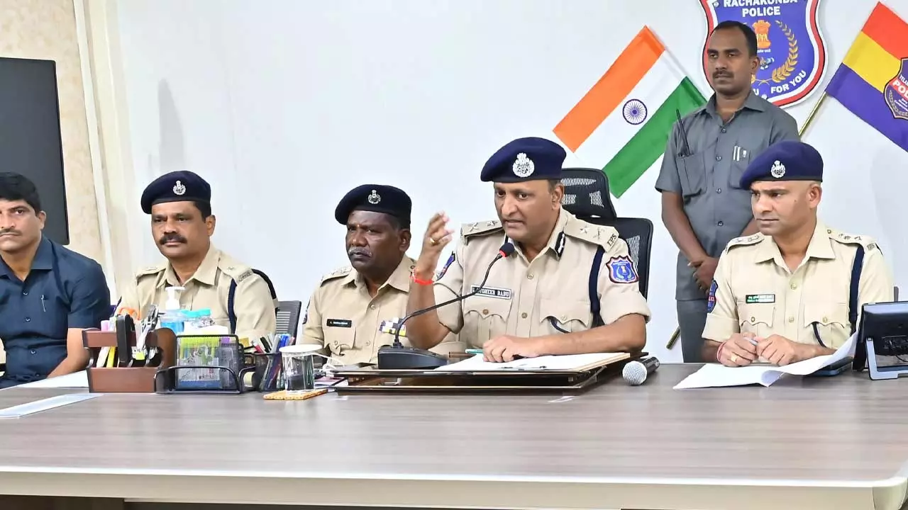 కిడ్నీ రాకెట్ కేసులో మరో 9మంది అరెస్ట్.. కిడ్నీ రాకెట్ కేసులో మరో 9మంది అరెస్ట్..