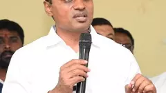 మద్యం కేసులో పొడి పొడి జవాబులు ఇస్తున్న ఎంపీ మిథున్ రెడ్డి