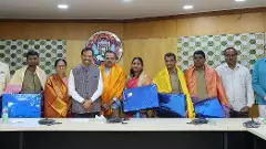 TGRTC | మానవతావాదులు ఈ ఆర్టీసీ ఉద్యోగులు, ఏం చేశారంటే...