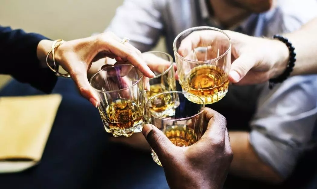 Alcohol Drinkers | మందుబాబుల్లో తెలంగాణ రికార్డ్, ఎక్కువగా తాగేస్తున్నారు...