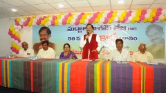 శ్రమ కావ్యగానం శ్రమ గొప్పదనం చూపించే అద్దం