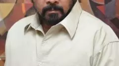 పోసాని కోసం పోటీ పడుతున్న పోలీసులు