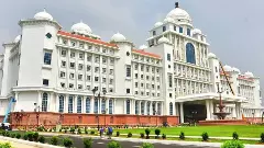 అవినీతి అధికారులకు అందలం, ఏసీబీ, విజిలెన్స్ కేసులున్నా ప్రమోషన్లు