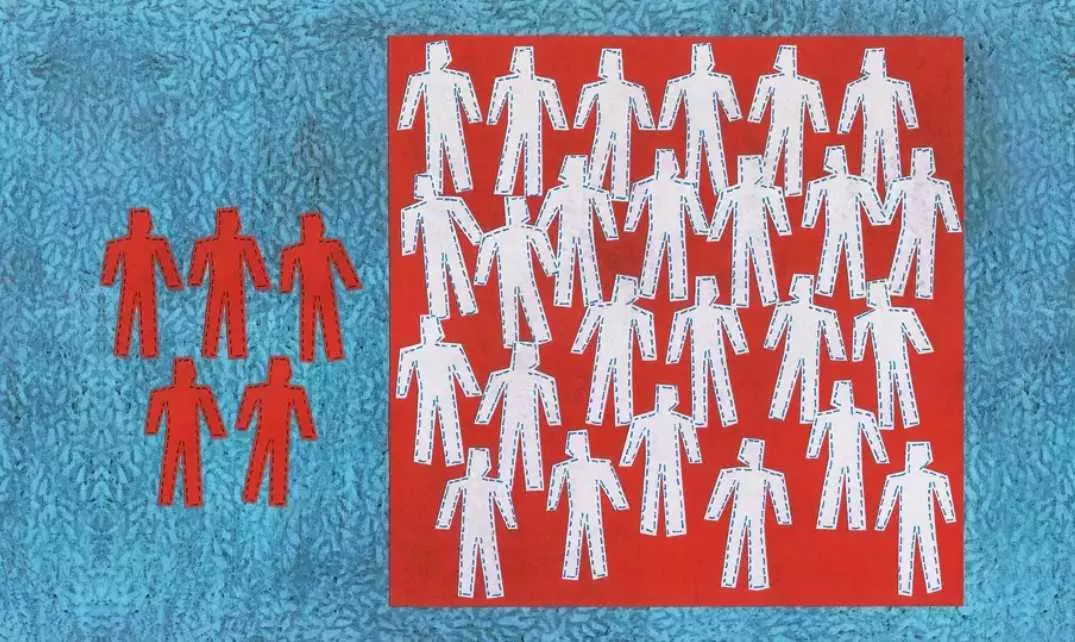 కర్ణాటకలో లీక్ అయిన కులగణన వివరాలు