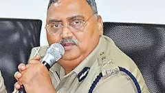 కర్నాటక మాజీ డీజీపీని కత్తితో కసిదీరా పొడిచి హత్య చేసిన భార్య?