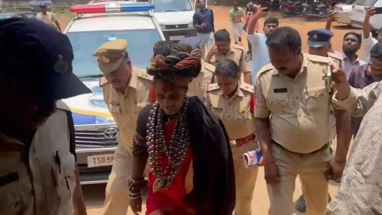అఘోరా కాదు అఘోరీనే..! అఘోరా కాదు అఘోరీనే..!
