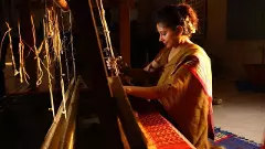 ప్రపంచ వేదికపై మెరవనున్న పోచంపల్లి చేనేత చీరలు