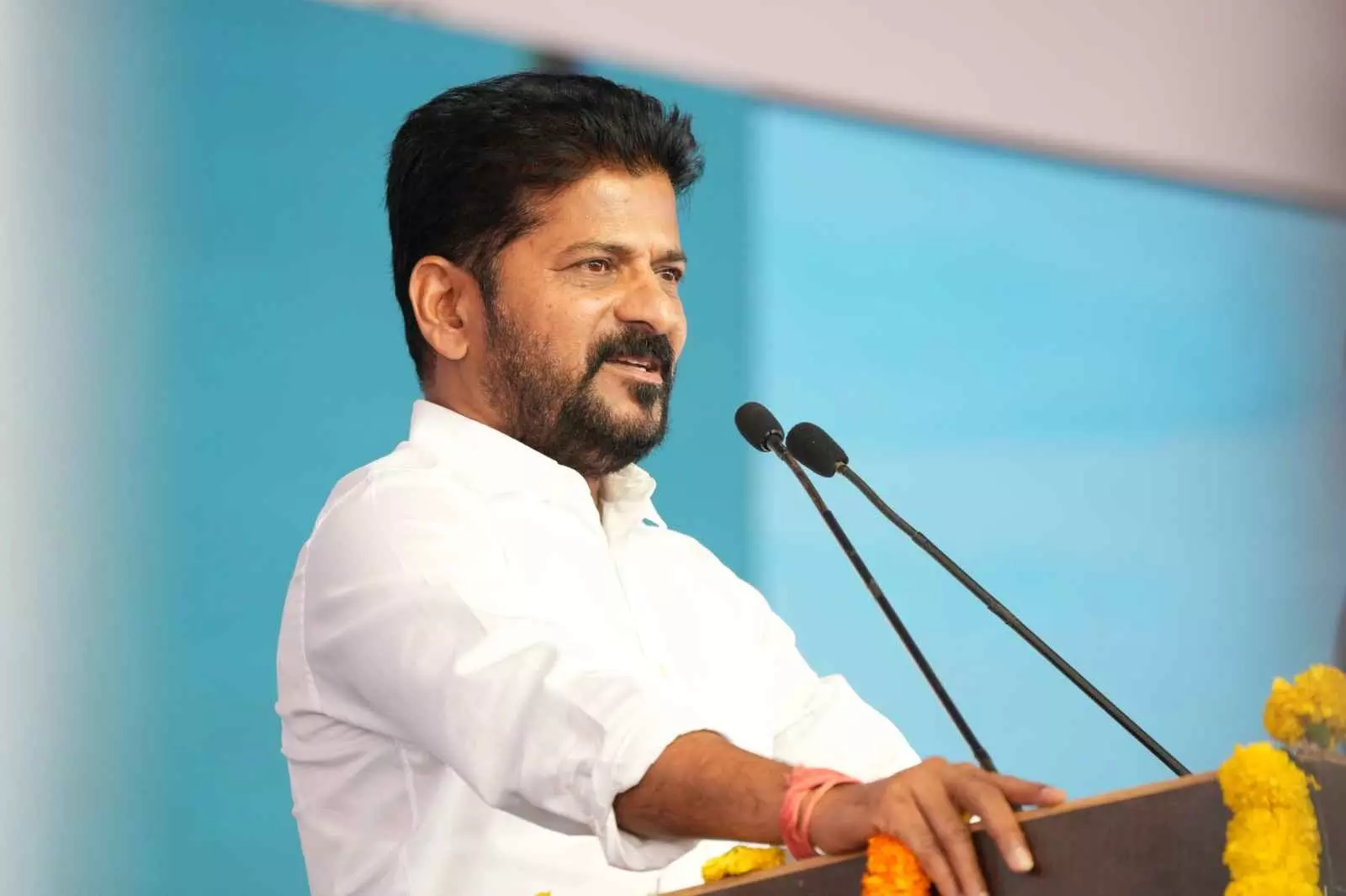 తెలంగాణ ఖజానా ఖాళీ భవిష్యత్తు ఎట్లా? తెలంగాణ ఖజానా ఖాళీ భవిష్యత్తు ఎట్లా?