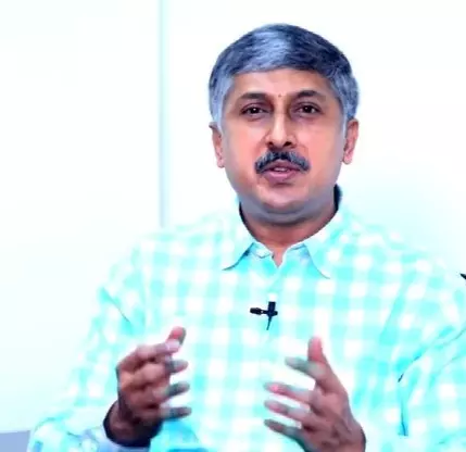 జగన్ పాలనలో చక్రం తిప్పిన ధాత్రి మధు అరెస్ట్ జగన్ పాలనలో చక్రం తిప్పిన ధాత్రి మధు అరెస్ట్