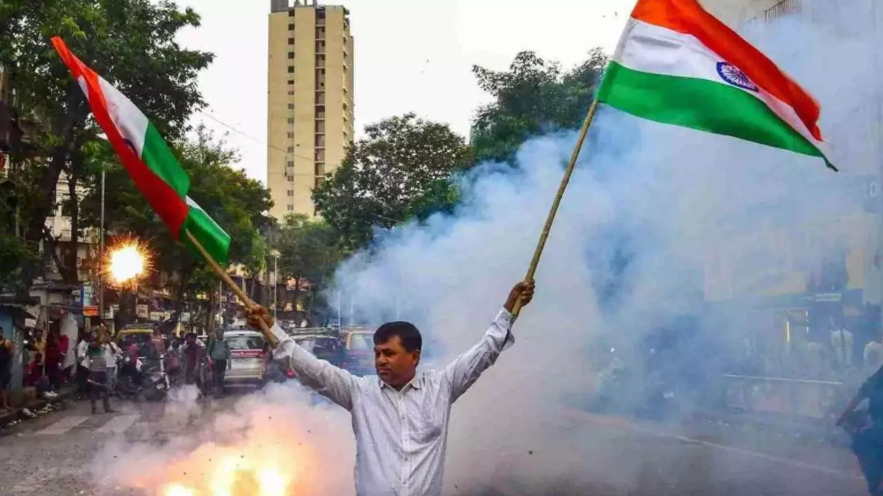 యుద్ధ సమయంలో నకిలీ వార్తల స్వైరవిహారం యుద్ధ సమయంలో నకిలీ వార్తల స్వైరవిహారం
