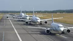 ముంబై ఎయిర్‌పోర్టులో  విమానాల రద్దీ..