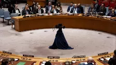 భారత్ - పాక్ టెన్షన్స్ ప్రపంచానికి పట్టవా?