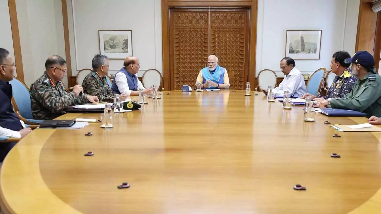 ఆపరేషన్ సిందూర్ లైవ్: భారత్, పాక్ డీజీఎంఓల మీటింగ్ నేడే..! ఆపరేషన్ సిందూర్ లైవ్: భారత్, పాక్ డీజీఎంఓల మీటింగ్ నేడే..!