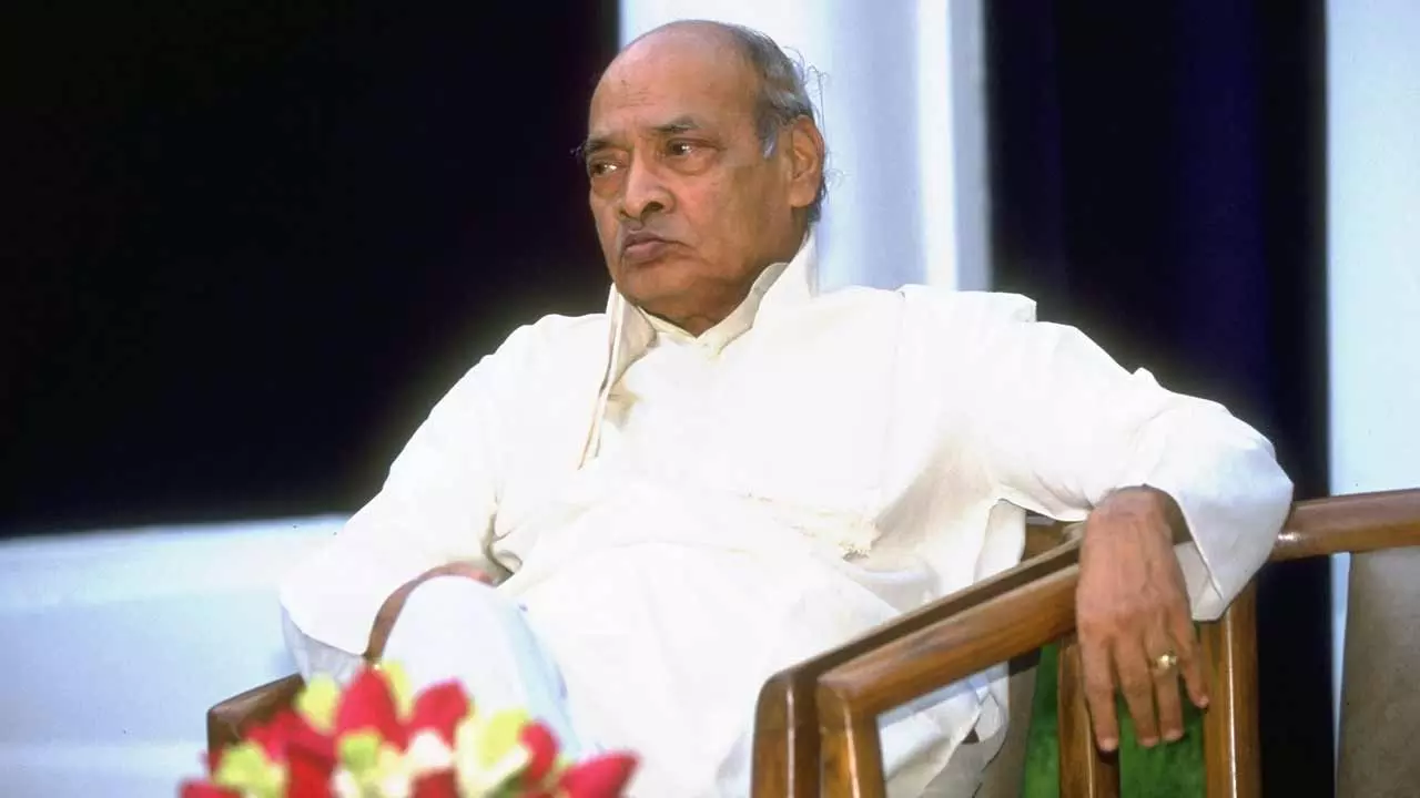 ఢిల్లీలో పీవీ విగ్రహం.. బీజేపీ ప్లాన్ ఏంటి..? ఢిల్లీలో పీవీ విగ్రహం.. బీజేపీ ప్లాన్ ఏంటి..?