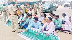 ఏజెన్సీ గిరిజనులకు సీఎం ఏ విధమైన న్యాయం చేస్తారు?