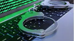 వైద్యుడి దగ్గర రూ. 1.19 కోట్లు కొట్టేసిన సైబర్ నేరగాళ్లు