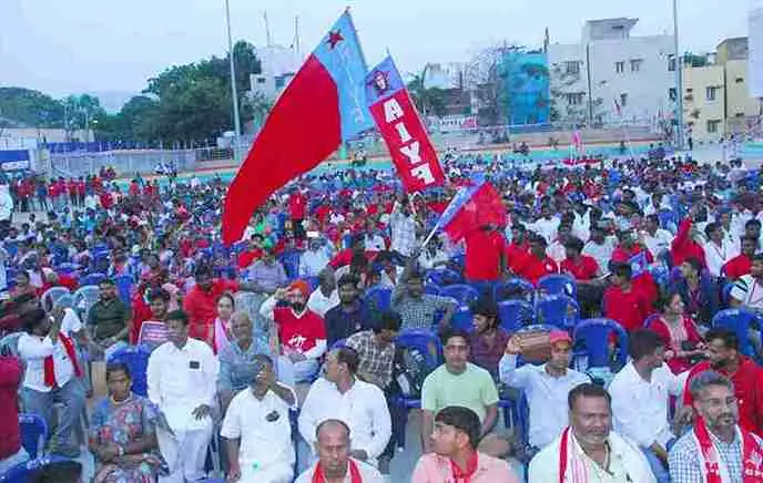 AIYF| ఎన్నికల్లో సంస్కరణల కోసం ఐదు కోట్ల సంతకాల సేకరణ AIYF| ఎన్నికల్లో సంస్కరణల కోసం ఐదు కోట్ల సంతకాల సేకరణ